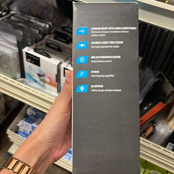 Wireless phone mount - Picture 3 of 4